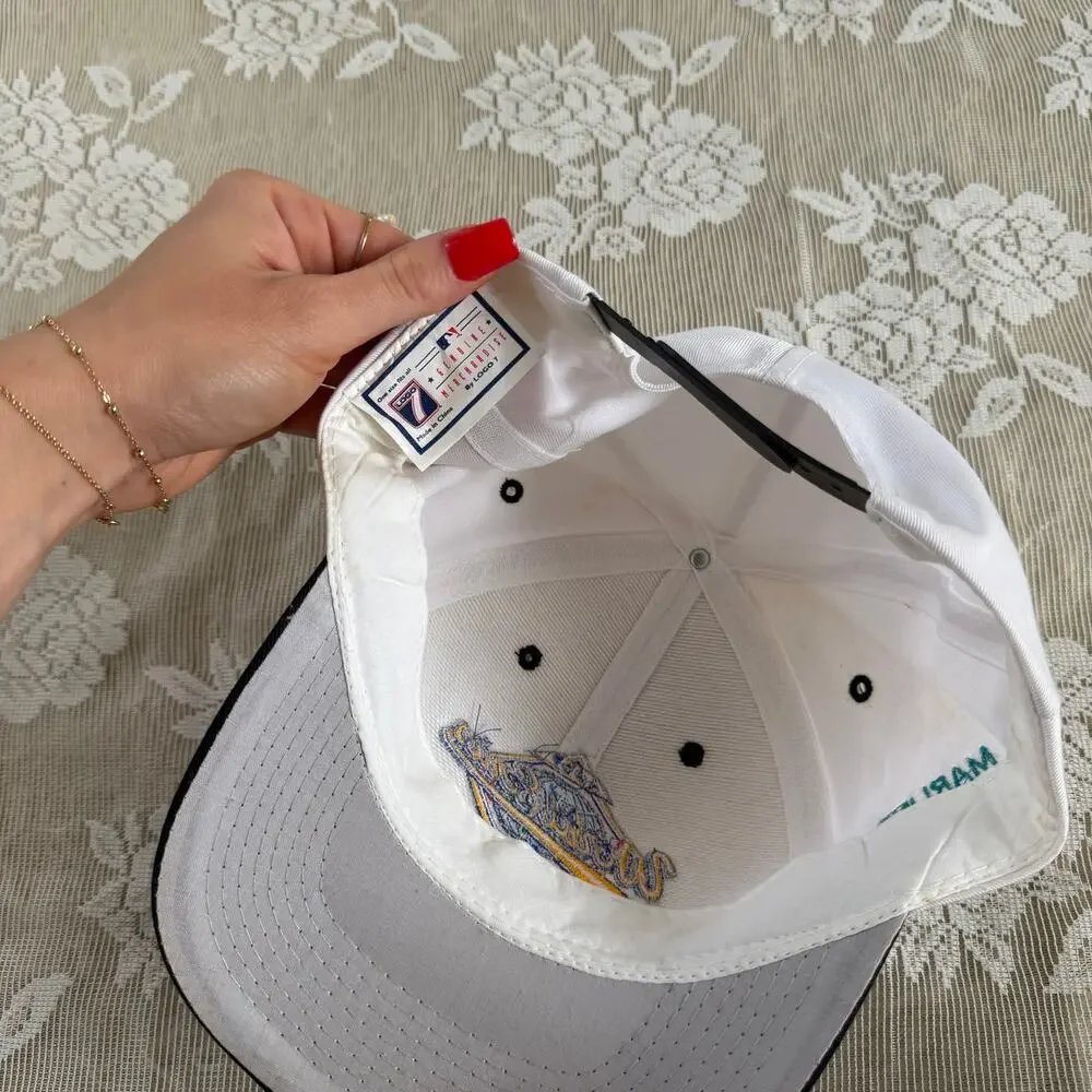 Vintage 1997 Florida Marlins World Series Champions Snapback Hat